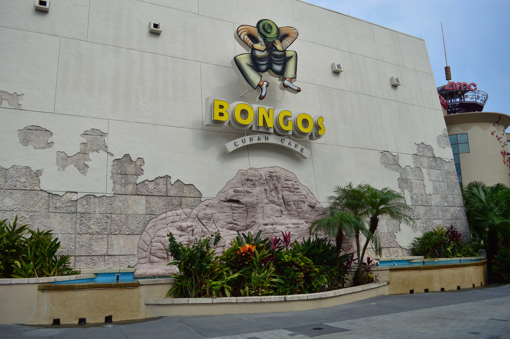 Disney Dining Bongos Cuban Cafe at Downtown Disney