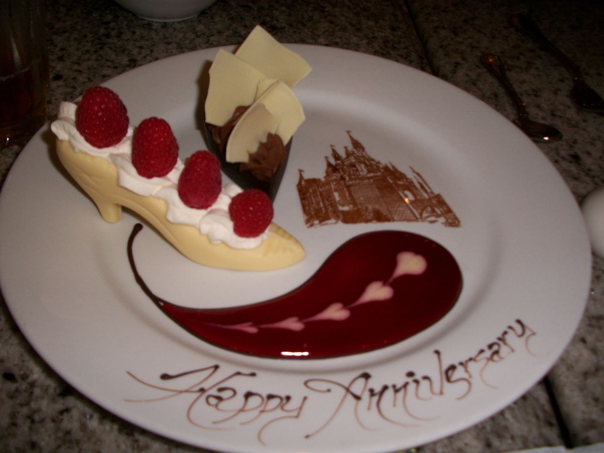 How to Order the Chocolate Glass Slipper Dessert Blog