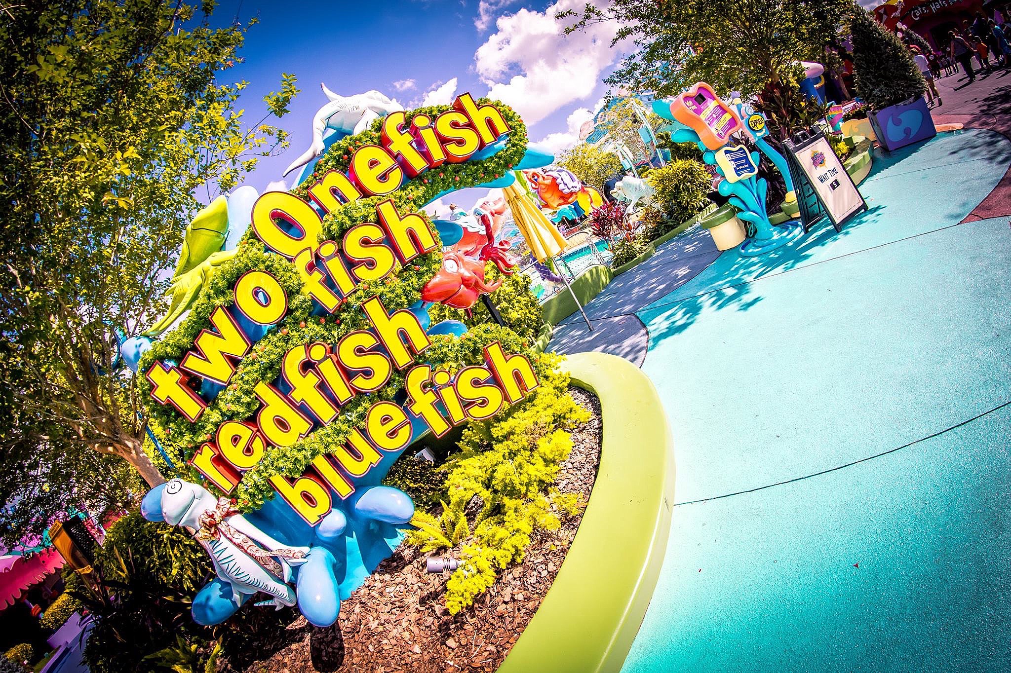 SATURDAY SIX: 6 Reasons We Love SEUSS LANDING at Islands of Adventure ...