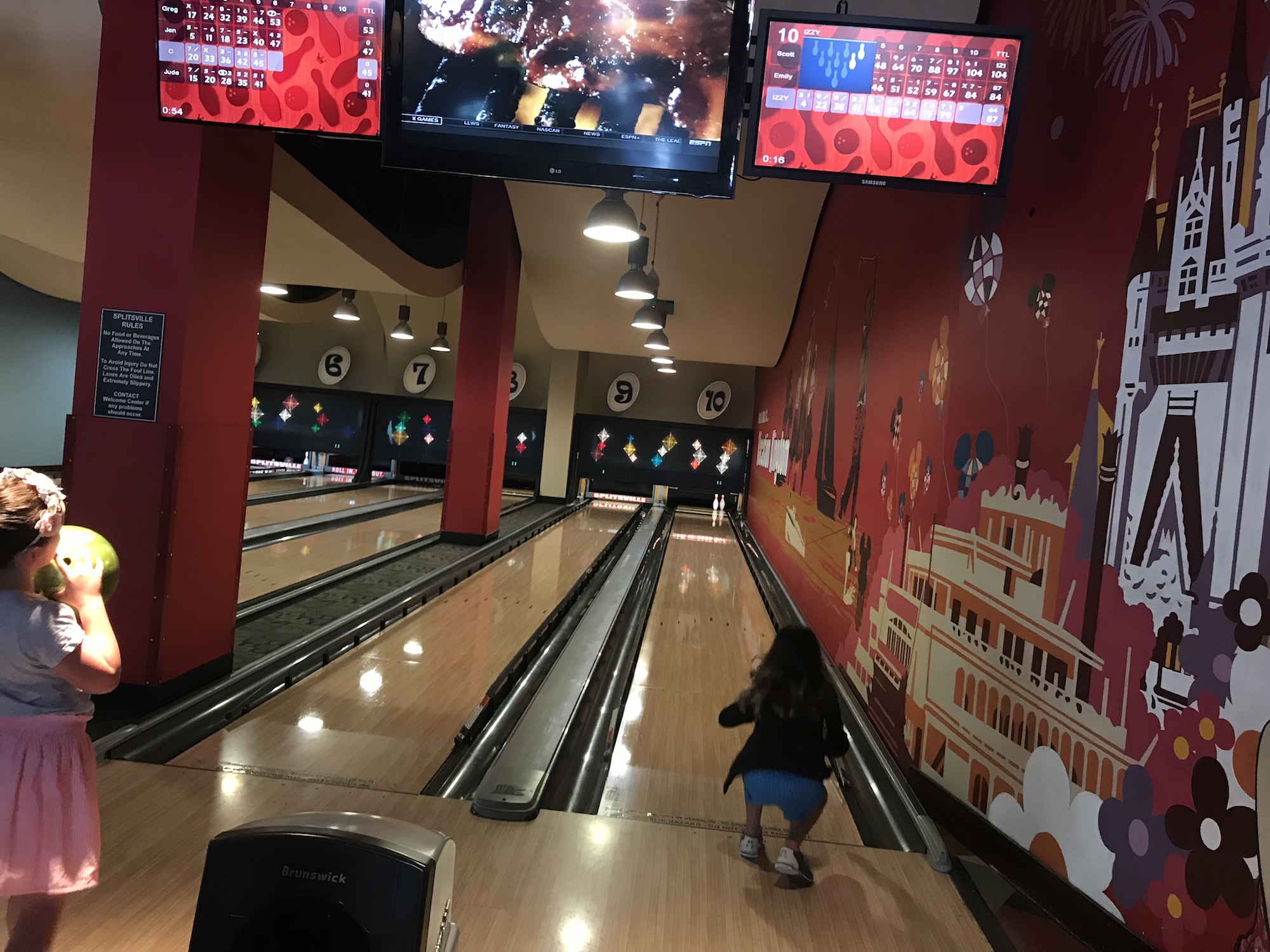 SATURDAY SIX 6 Reasons We Love DISNEY SPRINGS Blog