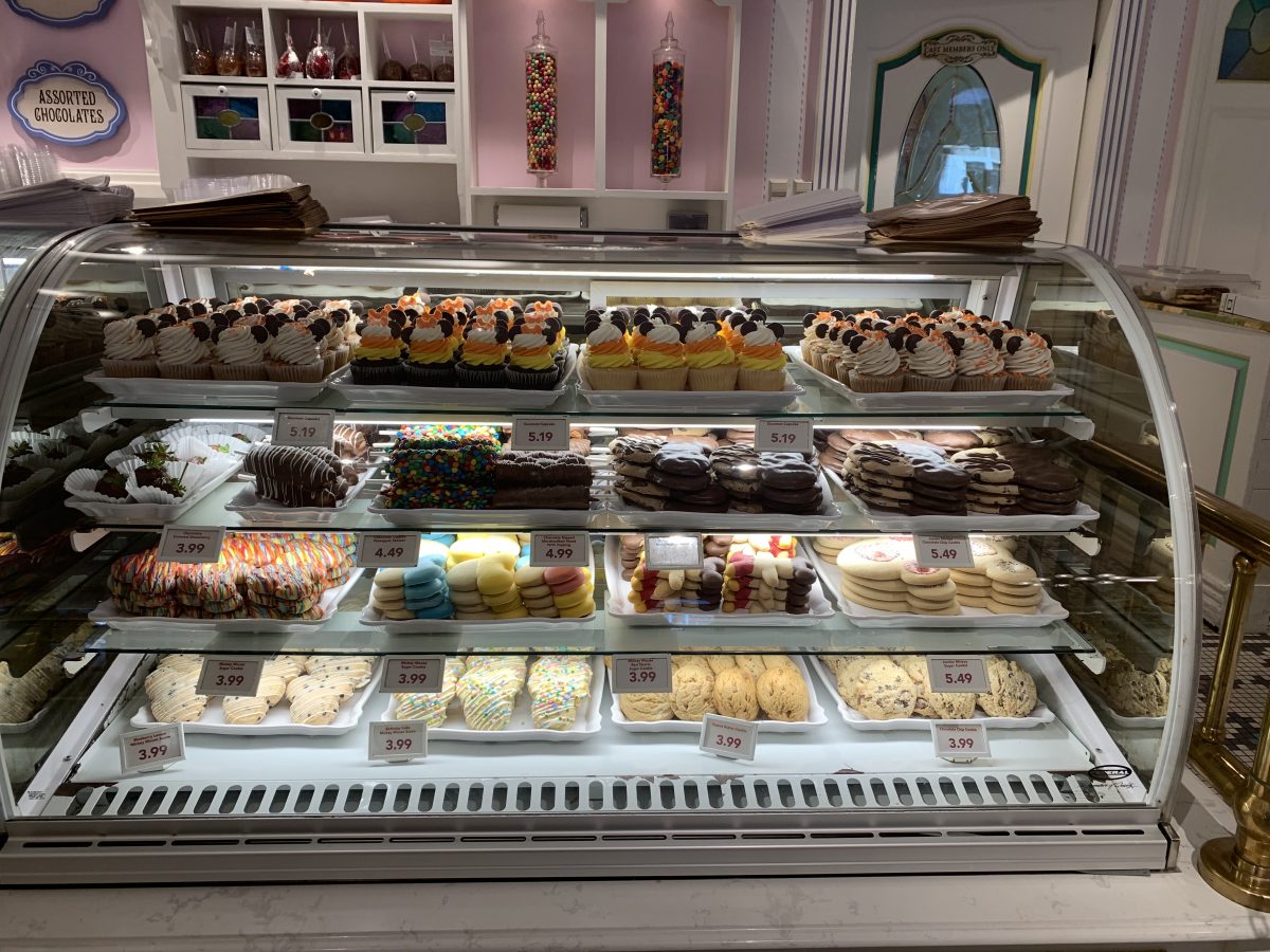 AllDay Halloween Treats at Magic Kingdom Blog