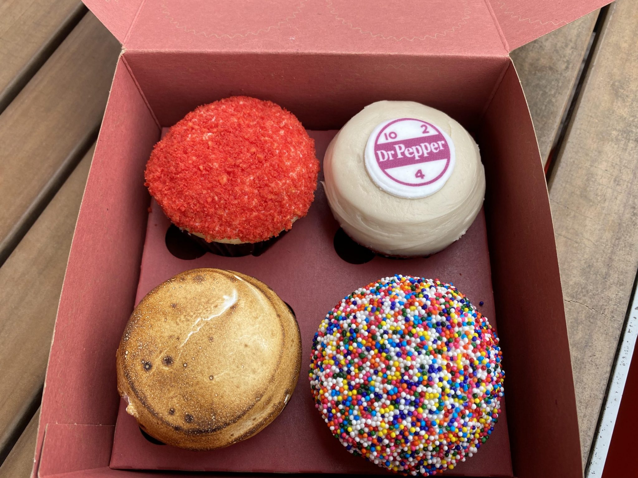 REVIEW Specialty Cupcakes at Sprinkles in Disney Springs