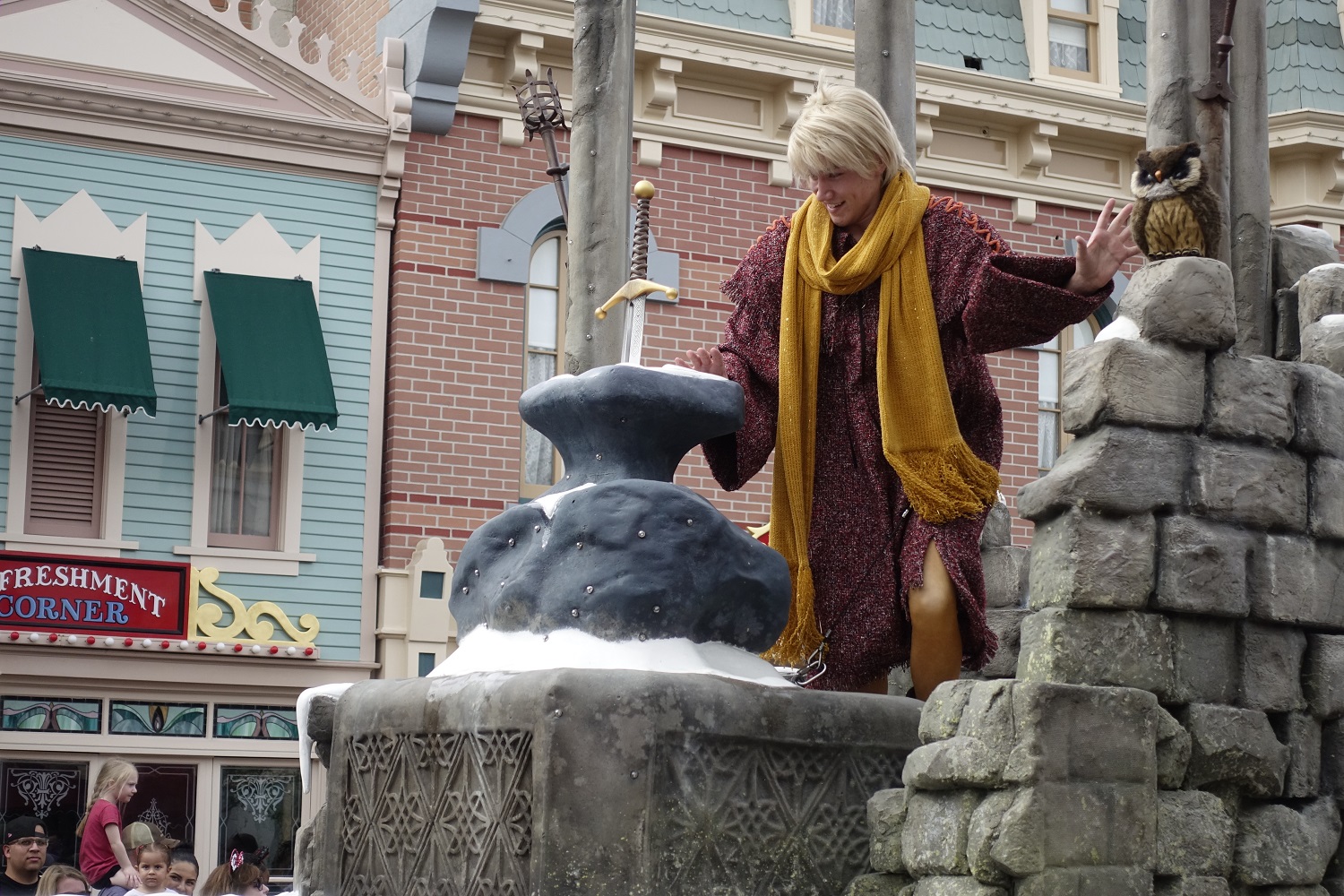 Pictures and Video: Magic Happens Parade Debuts At Disneyland ...