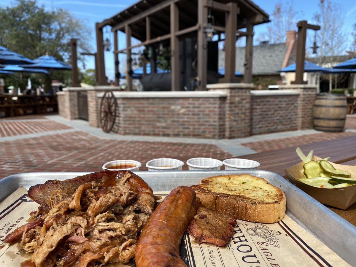 FIRST LOOK Regal Eagle Smokehouse Craft Drafts & Barbecue Now Open