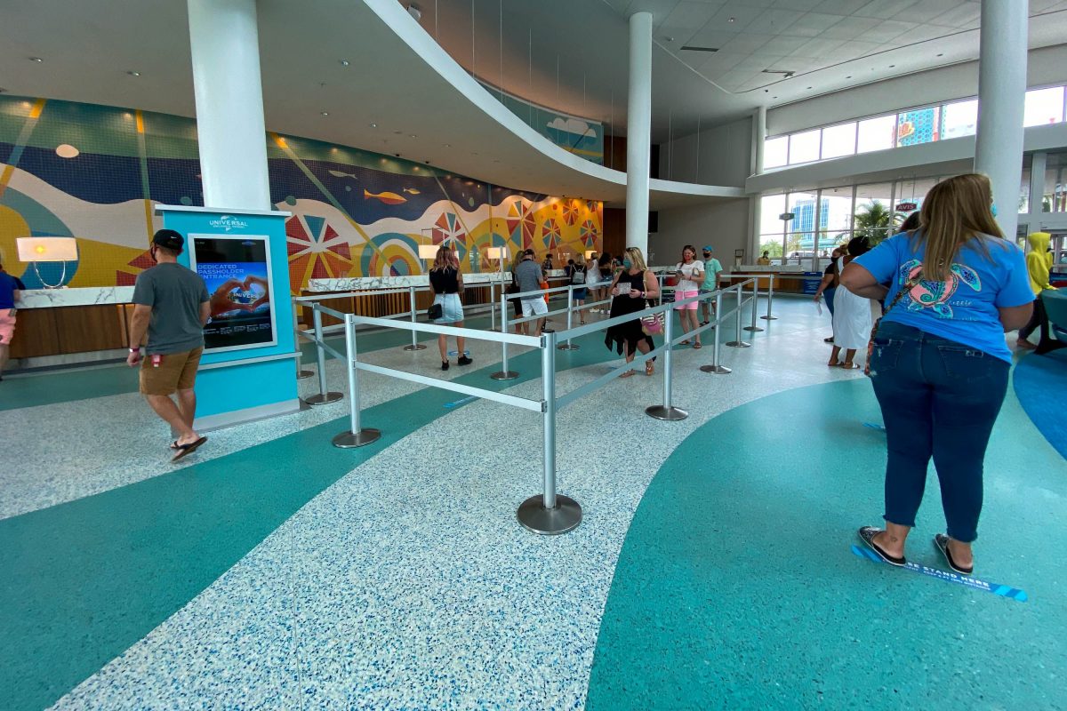 Universal Check In The SATURDAY SIX Spends a Night at Universal’s CABANA BAY BEACH RESORT ...