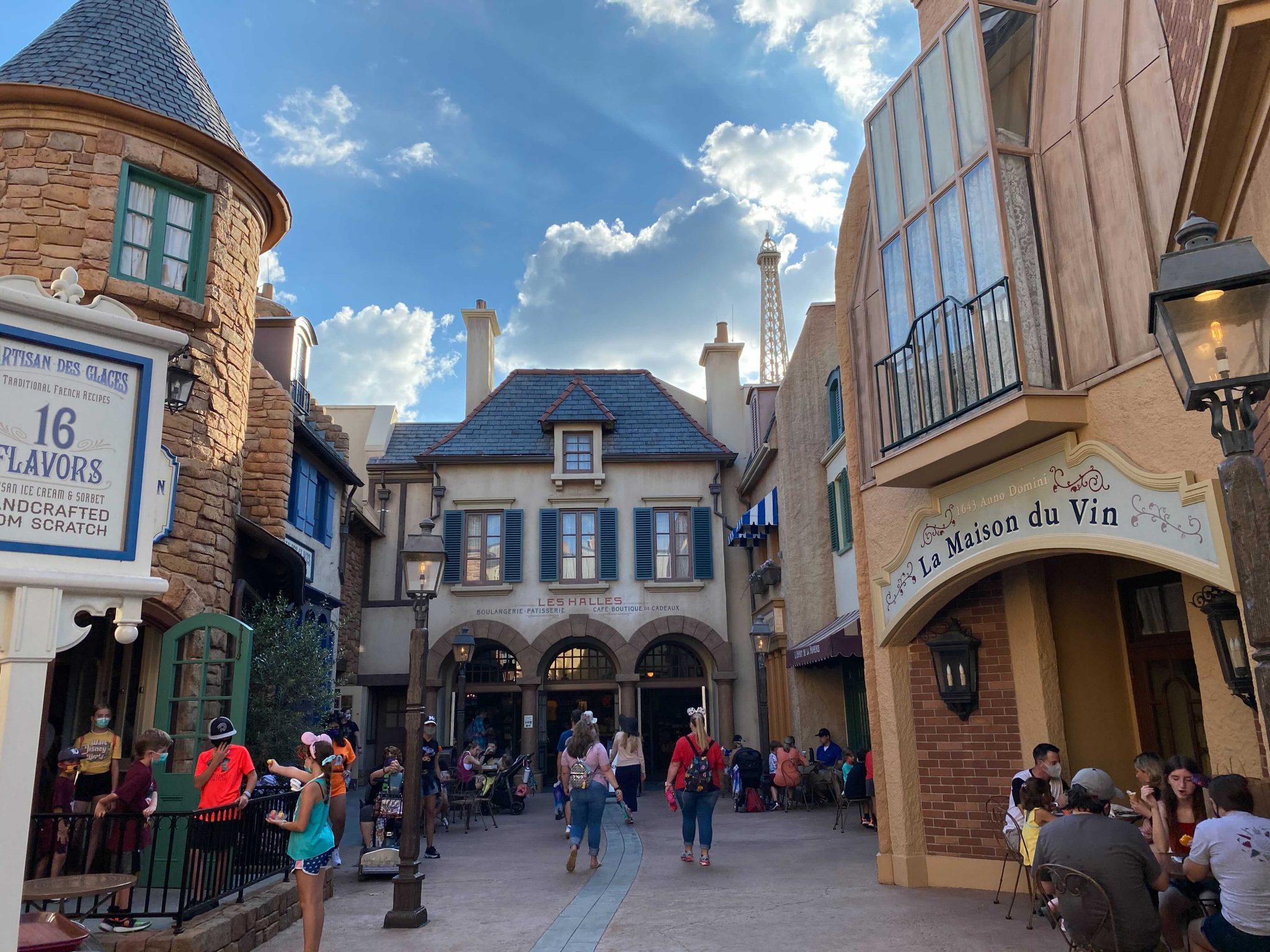 You Have GOT to See the Pumpkin Spice Ice Cream Martini at EPCOT