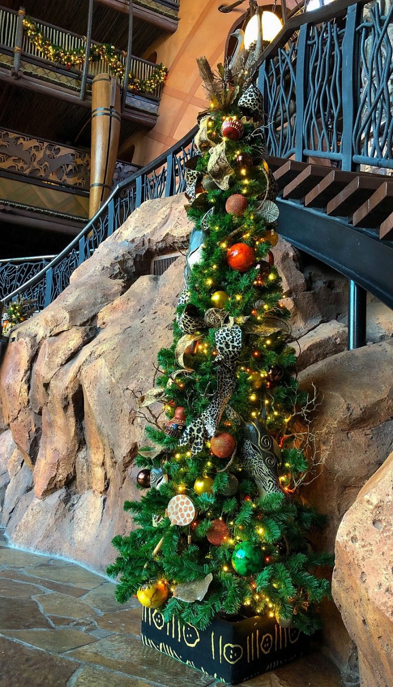 Animal Kingdom Lodge Christmas Decorations 3 Blog