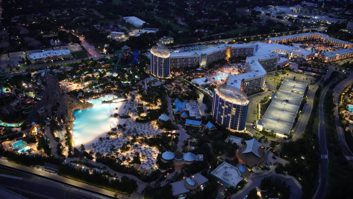 THURSDAY TWELVE: 12 Reasons We Love Universal’s CABANA BAY RESORT (#