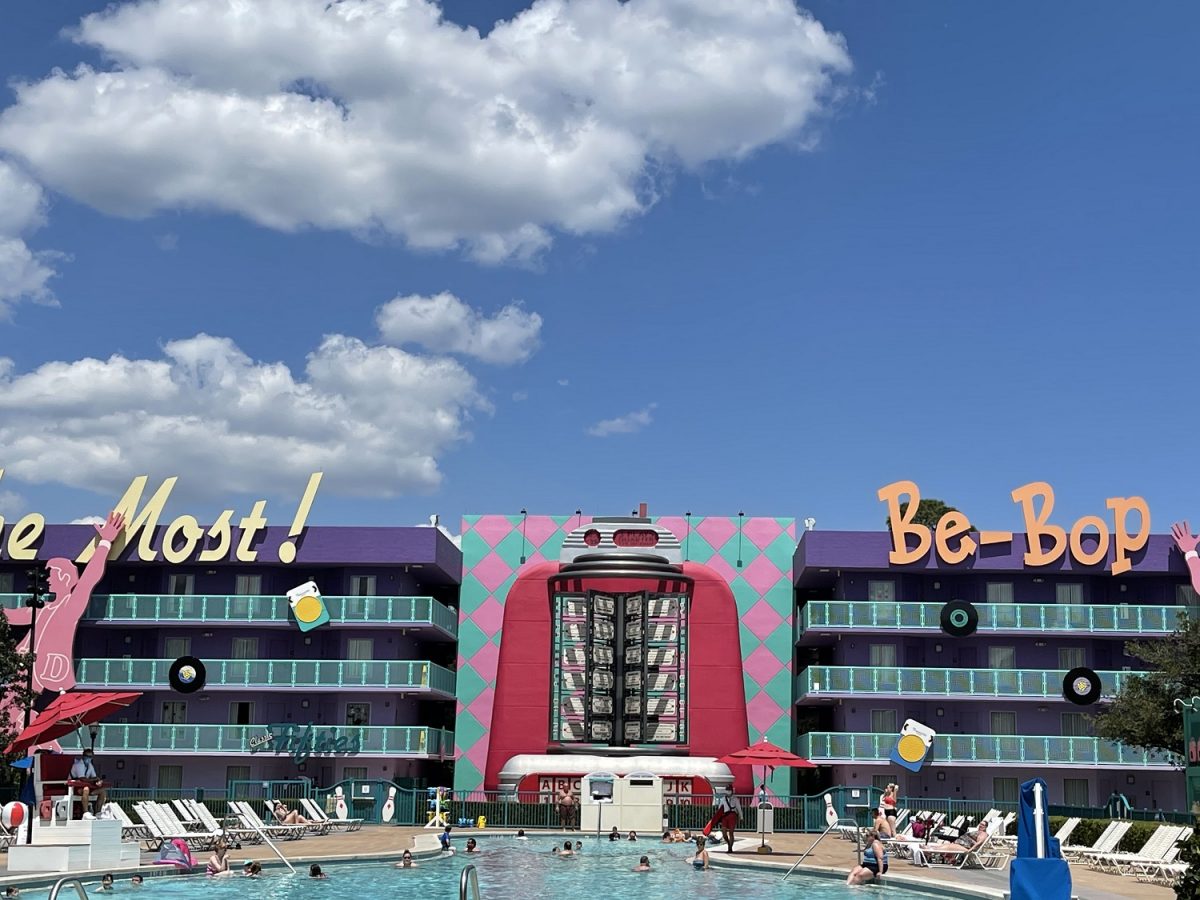 REVIEW – Disney’s Pop Century Really Pops with Family Fun and ...