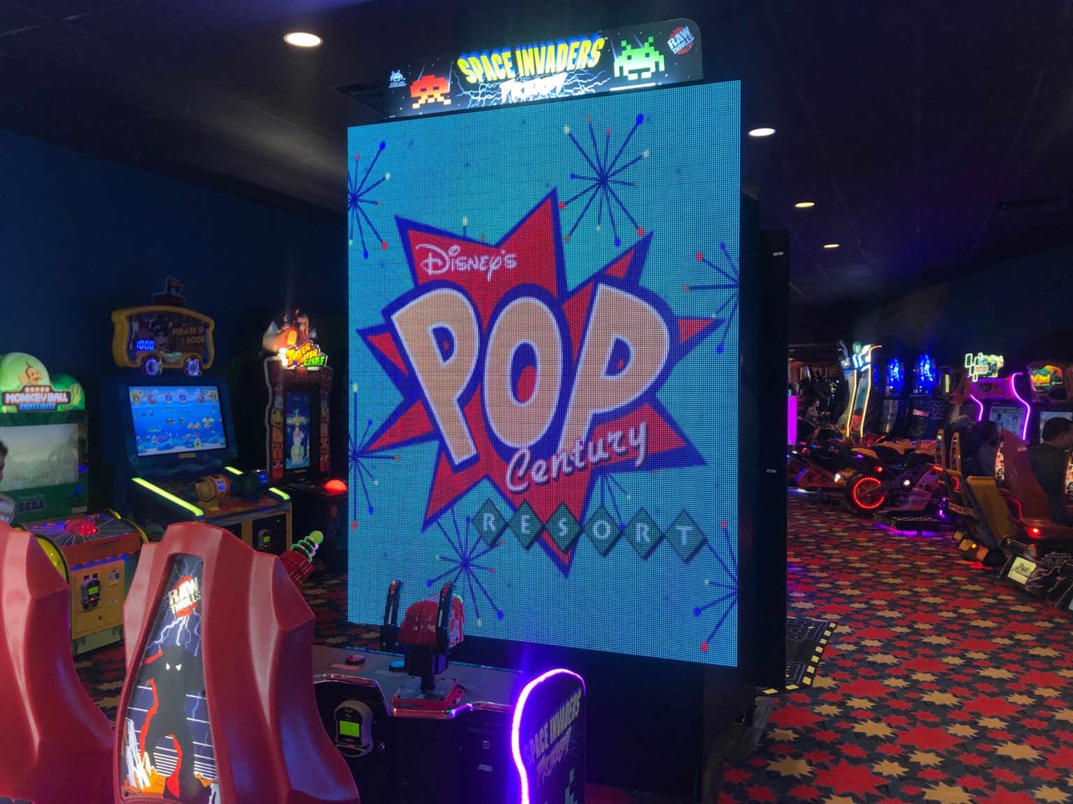 SATURDAY SIX 6 Reasons We Love Disney’s POP CENTURY Resort Blog