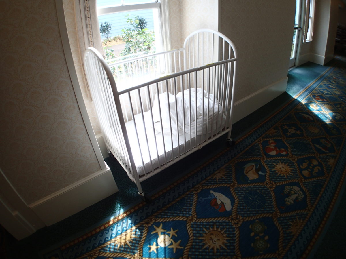 Extra Items You Can Get For Your Walt Disney World Hotel Room For