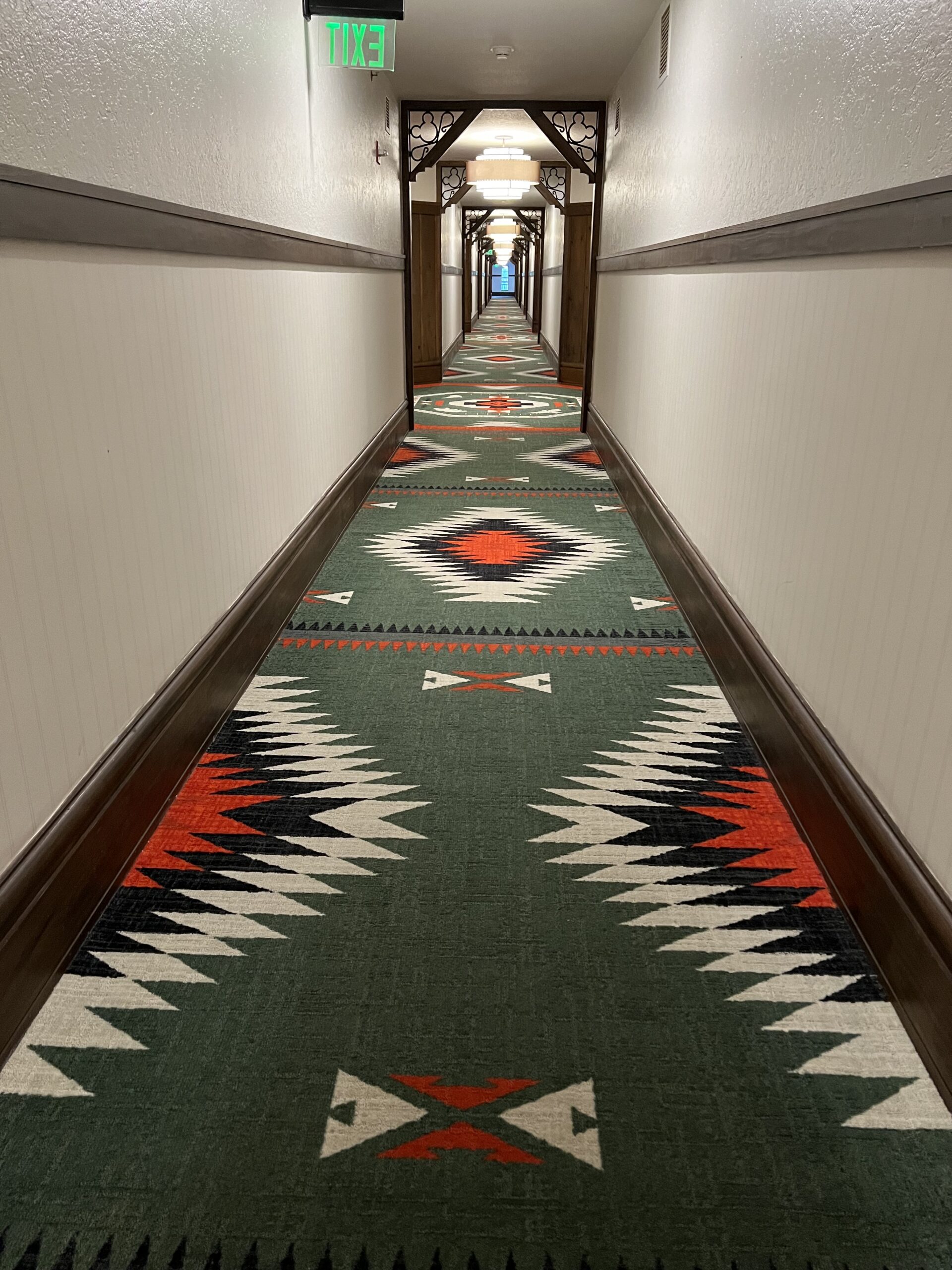 Disney in a Minute Connecting vs. Adjoining Rooms? Blog