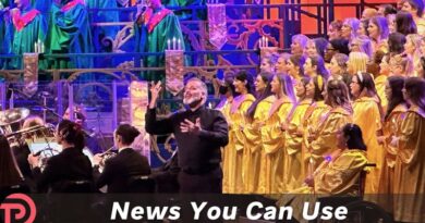 Candlelight Processional Dining Packages Cover Image showing the choir, narrator, and orchestra.