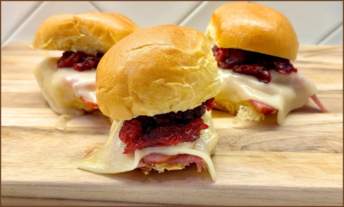 Recipe Testing: Disney Parks Blog Holiday Ham Slider with Cranberry ...
